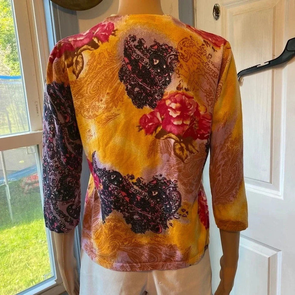 K.I.K. I.T Artsy Floral Print Sequins Beads Cotton Blend Sweater Women Size S - Picture 6 of 6